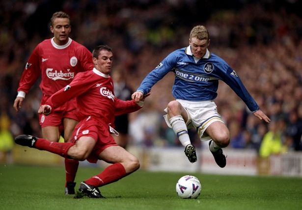 手感不错！杨瀚森首节空接+勾手+三分，得到10分2板1助