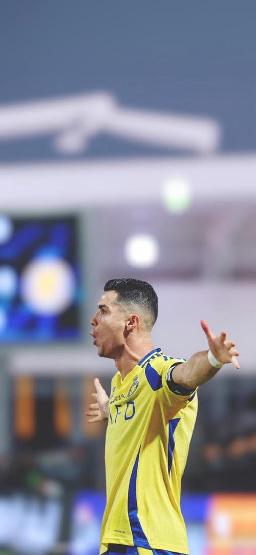 米体：索默犯了不少错，国米在寻找靠谱的一门