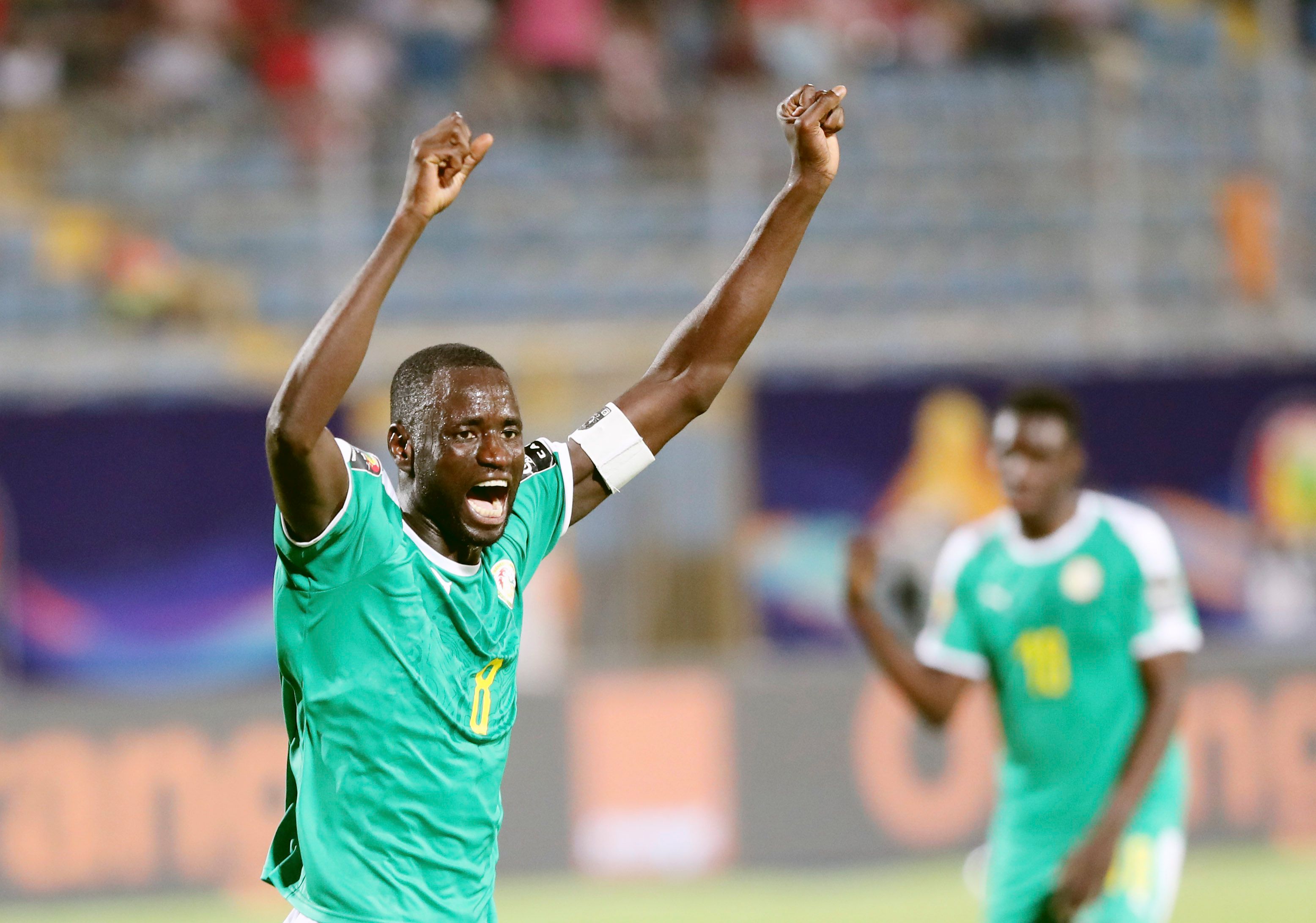 范佩西：阿贾克斯杯赛轮换和我有什么关系？