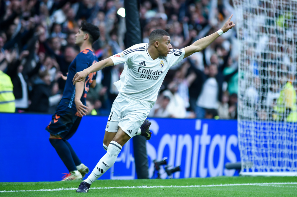 临场数据大变！成都蓉城魔鬼主场或难耐柔佛