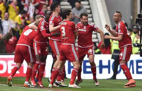 迈阿密国际vs温哥华白浪：梅西PK穆勒；苏亚雷斯替补