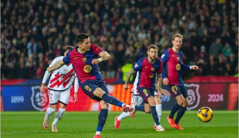 狄龙：裁判在判罚时偷笑，这种行为应该被审查