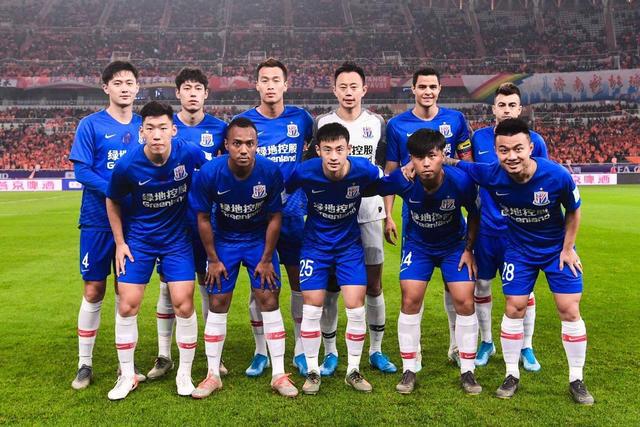 李嗣镕：在场上一点也不紧张，就想为津门虎队奉献自己的全部