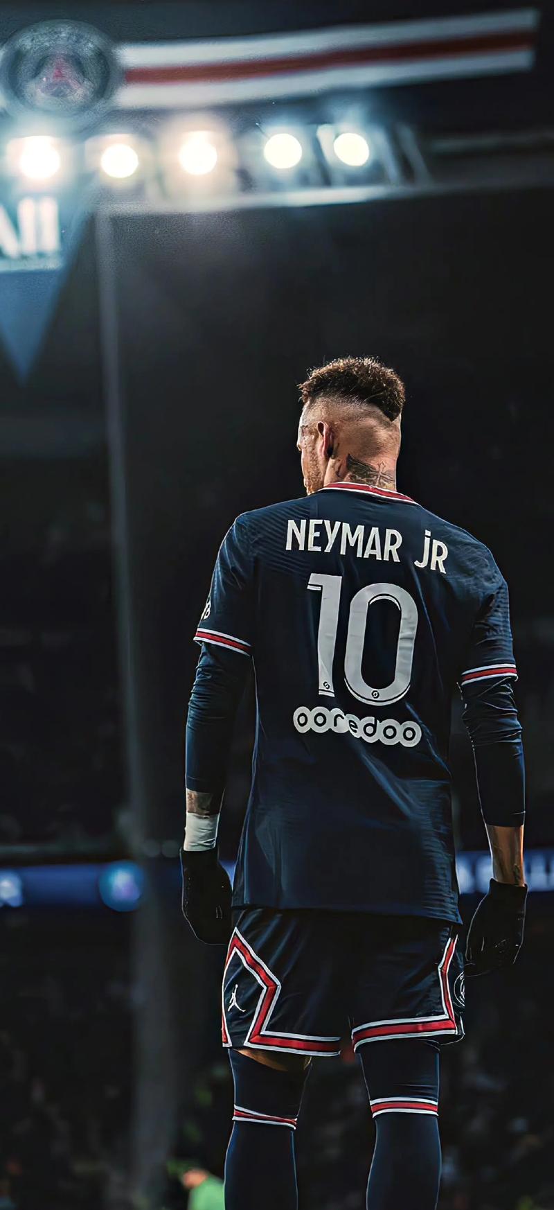 法国客战阿塞拜疆：埃基蒂克、恩昆库首发，舍瓦利耶出战