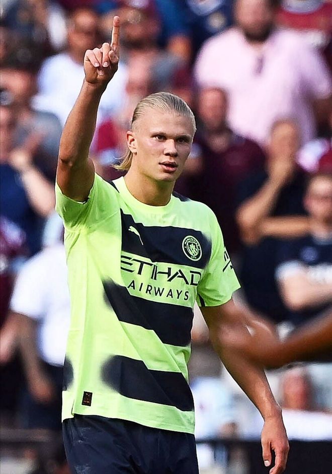 1-3爆冷输球！切尔西两连不胜陷低谷，战术漏洞暴露争冠还远？