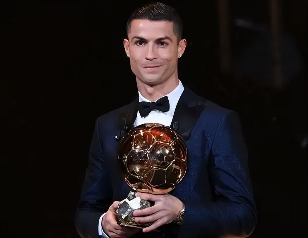 获评10分！陈威全场完成12次扑救，力保海港客场龙门不失